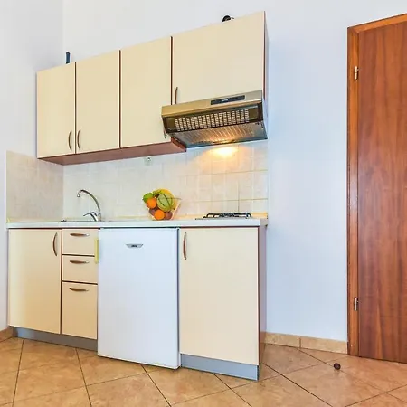 Adria דירה *