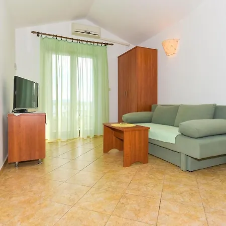 Adria Биоград-на-Мору