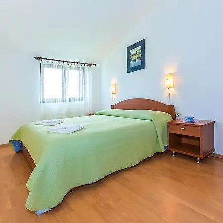 Adria Апартаменты *